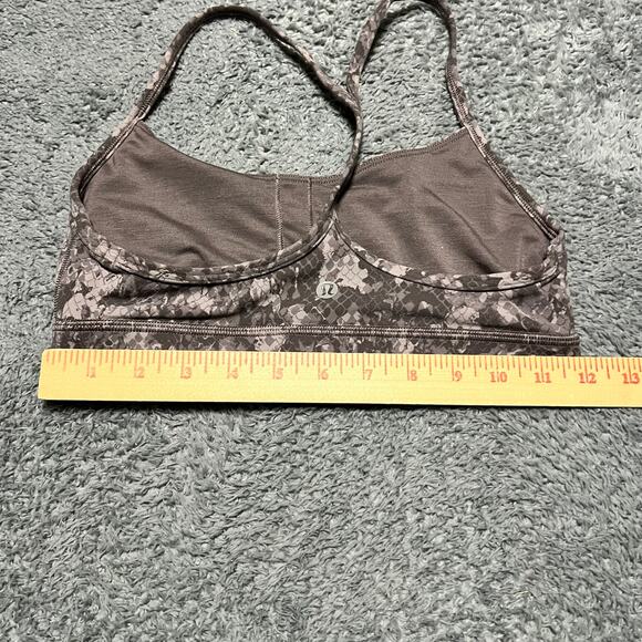 Lululemon Sports Bra Womens 6 Flow Y Bra Nulu Camo Snake - Picture 3 of 4